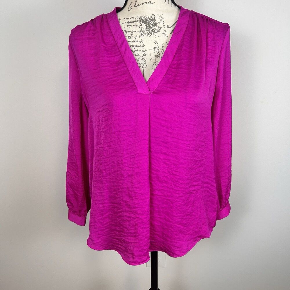 Vince Camuto Pink Blouse M V Neck Flowy Career Work Top Minimalist